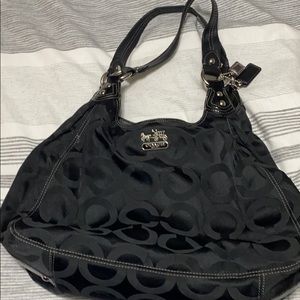 Coach hand bag medium in size